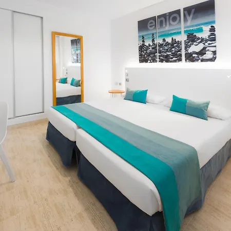 Saint George * Playa de las Americas (Tenerife)