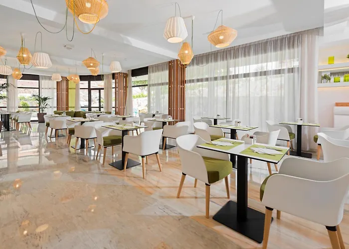 Saint George 아파트 플라야데라스아메리카스