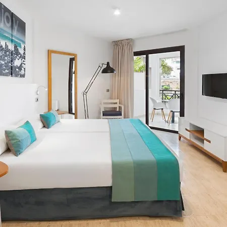 Saint George * Playa de las Americas (Tenerife)